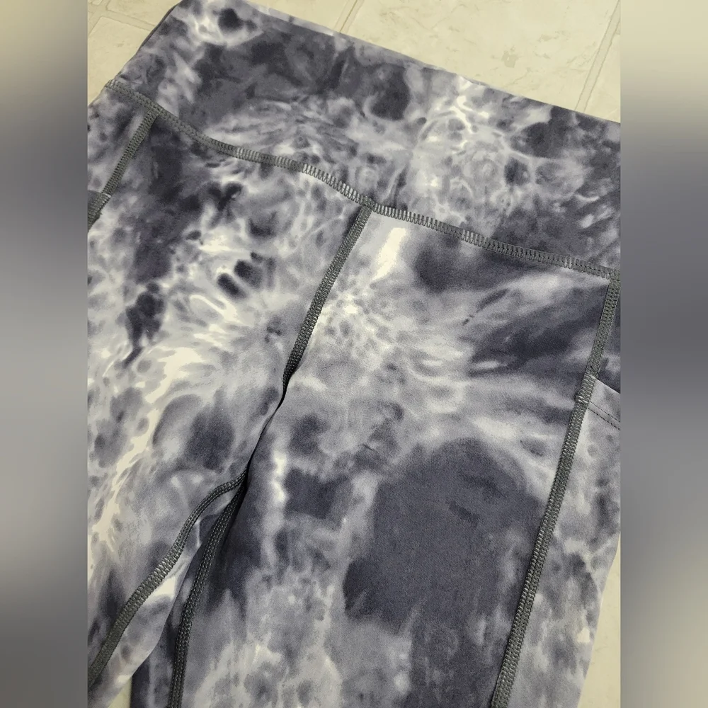 Zyia Storm Hendrix Pocket Soft n Snug Hi-Rise Leggings Size 4 - Picture 2 of 5